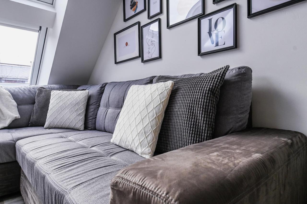 Luxury Apartment In The City Center Bratislava Esterno foto