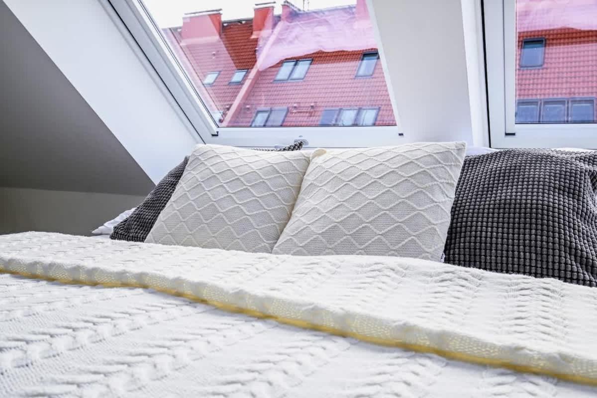 Luxury Apartment In The City Center Bratislava Esterno foto